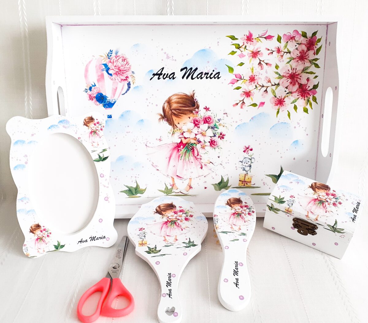 Tavita/set mot fetita cu buchet de flori