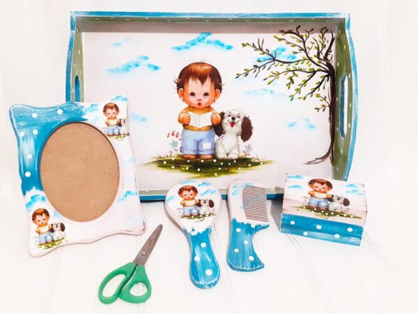 Tavita/set de mot baietelul cantaret