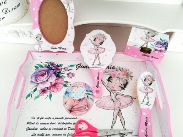 Tavita/set de mot fetita, mica balerina cu flori in par