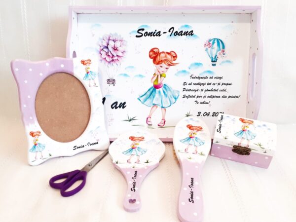 Tavita/set de mot fetita cu mica dansatoare