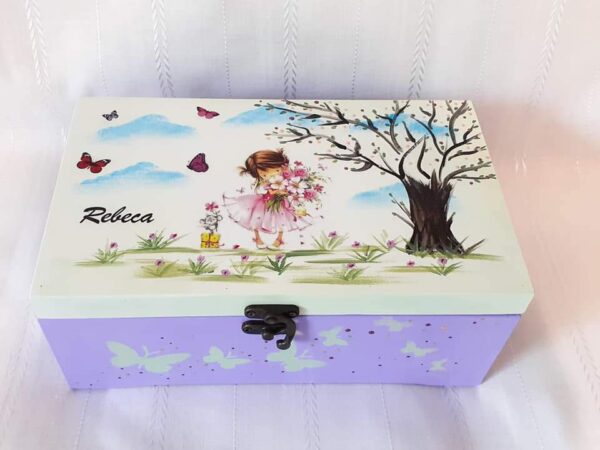 Cutie de amintiri cu fetita