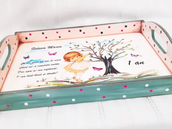 Tavita/set de mot fetita cu pom și fluturi