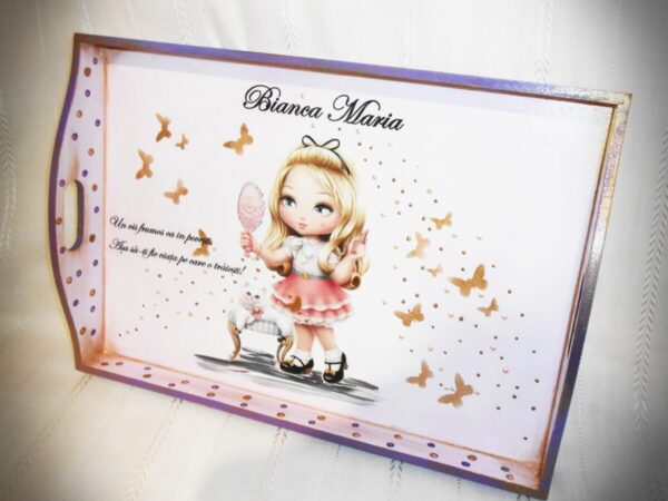 Tavita/set de mot fetita cu fetița cochetă