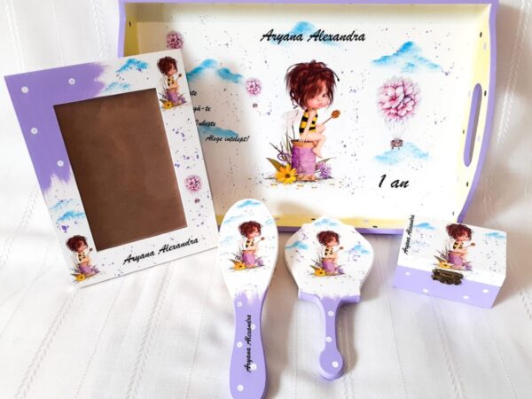 Tavita/set de mot cu fetita albinuță