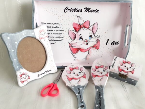Tavita/set de mot fetita cu pisicuța Marie
