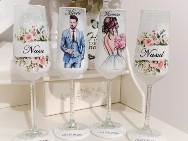 Pahare de nunta personalizate pentru miri si nasi cu flori roz