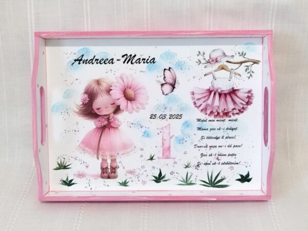 Tavita/set de mot cu fetita în roz