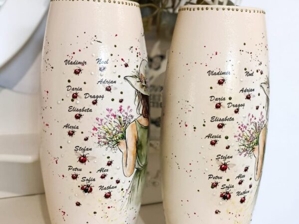 Vază personalizată pentru educatoare – cadou cu numele copiilor