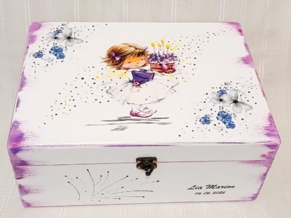 Cutie de trusou pentru botez sau mot cu fetița cu tort