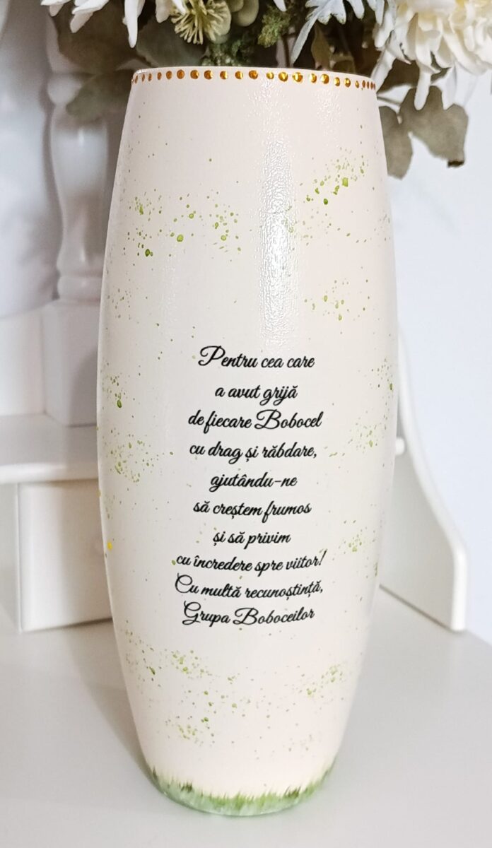 Vază personalizată pentru Grupa Boboceilor - imagine 3