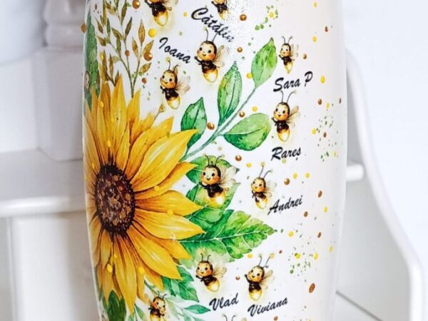 Vaza personalizată cu floarea soarelui și licurici