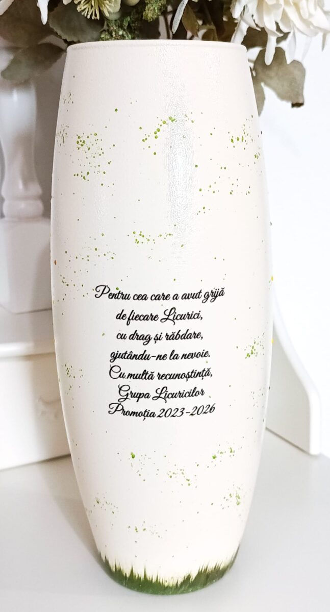 Vaza personalizată cu floarea soarelui și licurici - imagine 3