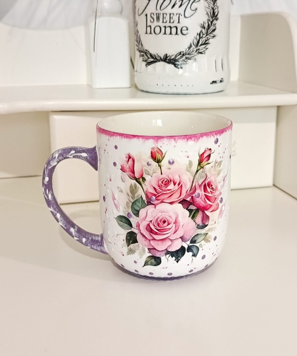 Cana decorata manual cu trandafiri